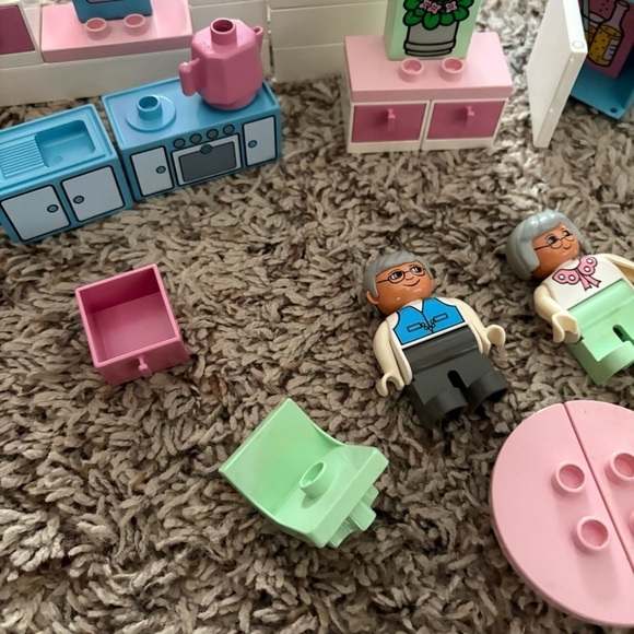LEGO 2551 - Duplo: Playhouse - Grandma's Kitchen - 1992 - with Original Box - Picture 5 of 8